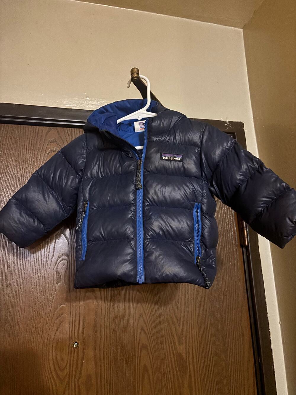 Patagonia Baby Boy/ Girl Navy Blue Down Puffer Outerwear Winter Coat/ Jacket